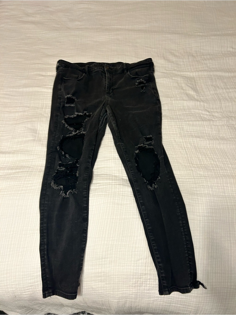 American Eagle Outfitters Black Ripped Skinny Jeans